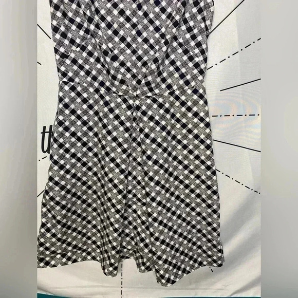 Brooks Brothers Gingham Plaid Pleated Front Dress - Picture 4 of 9